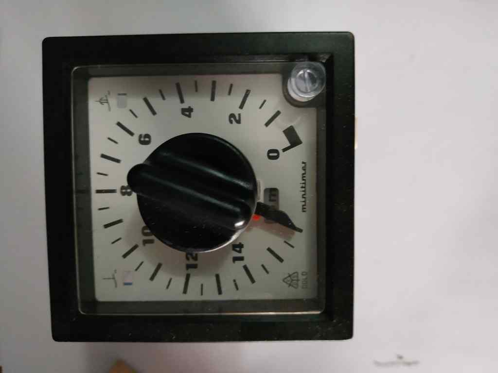 EF7610.24/012 AC50/60HZ 230V 16M