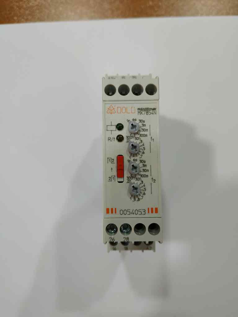 MK7854N.82/61 AC/DC12-240V